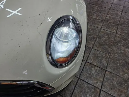 BMW 미니쿠퍼 3세대 F56 칙칙한 순정 황구 할로겐 라이트를 밝고 화사한 LED 벌브로 교환하여 차량에 스타일과 야간에 광명을 찾아드렸습니다.~~~^^ / 서울 도봉구