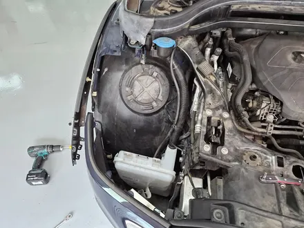 BMW 미니쿠퍼 F60 컨트리맨 워셔액모터가 파손되 워셔액이 줄줄줄~~~ 모두 정품신품으로 교환하여 워셔액누수 현상을 모두 잡아드렸습니다.~~~^^ / 서울 도봉구