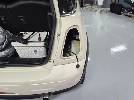 BMW 미니쿠퍼 R56 차량전체점검과 함께 엔진오일보충 고질병 브레이크등 경고등을 모두 말끔히 수리하여 스트레스에서 해방시켜 드렸습니다.ㅎㅎ / 서울 도봉구