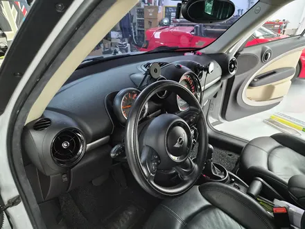 BMW 미니쿠퍼 R60 컨트리맨 퀴퀴한 에어컨 냄새를 에바크리닝시공 필터 교환으로 해결하여 드렸습니다.~~~^^ / 서울 도봉구