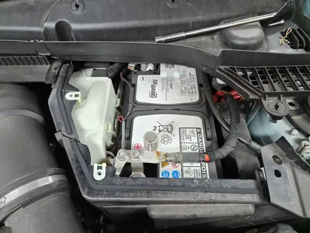BMW 미니쿠퍼 F56 파손된 거치대 교환과 블랙박스 수명이 다한 배터리를 교환하여 차량에 컨디션을 살려드렸습니다.~~~^^ / 서울 도봉구
