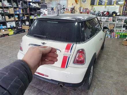 BMW 미니쿠퍼 2세대 R56 유니언잭 페달 장착과 R59 로드스터 AGM 배터리 교환과 배터리 코딩으로 차량에 컨디션을 회복시켜 드렸습니다.~~~^^ / 서울 도봉구