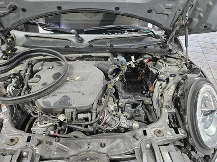 BMW 미니쿠퍼 F55 수명이 다한  AGM 메인 배터리를 신품으로 교환하여 차량에 컨디션을 회복시켜 드렸습니다.~~~^^ / 서울 도봉구