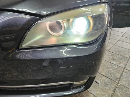 BMW 7시리즈 점등된 경고등을 모두 해결해드리고 데이라이트를 화이트 벌브로 교환하여 스타일을 살려드렸습니다.~~~^^ / 서울 도봉구