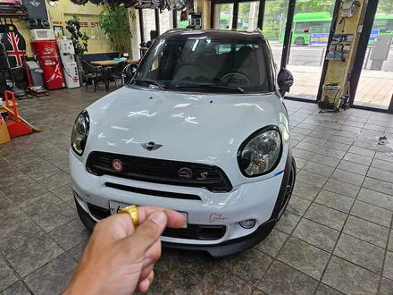BMW 미니쿠퍼 R60 컨트리맨 인코딩으로 락폴딩 윈도우 기능을 모두 활성화 시켜 드렸습니다.~~~^^ / 서울 도봉구