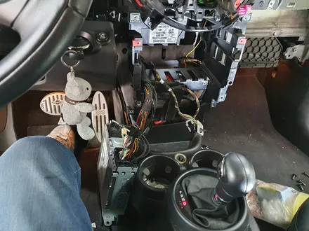 BMW 미니쿠퍼 R60 컨트리맨 순정모니터 적화현상을 모두 해결해드리고 고장난 순정 M BOX 탈거와 AUX노이즈제거 후방카메라 추가 장착으로 스트레스를 해방시켜 드렸습니다.~~~ / 서울 도봉구