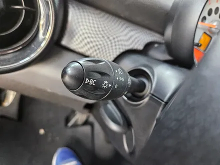 BMW 미니쿠퍼 R55 클럽맨 편리한 오토라이트 모듈장착과 와이드미러 락폴딩으로 더욱더 편리해지며 소모품 이그니션코일 점화 플러그를 교환하여 드렸습니다.~~~^^ / 서울 도봉구