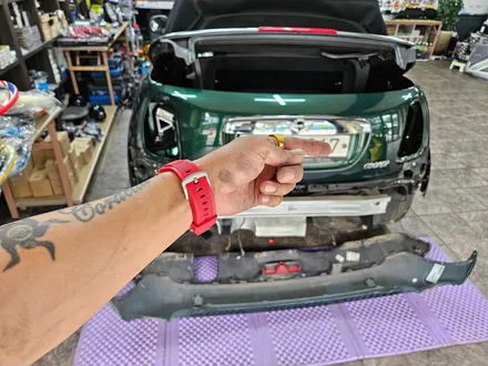 BMW 미니쿠퍼 3세대 F57 컨버터블 뒤 범퍼 사고수리와 함께 성능좋은 파인뷰 블랙박스 RF 하이패스 장착으로 모든 스트레스를 해방시켜 드렸습니다.~~~^^ / 서울 도봉구