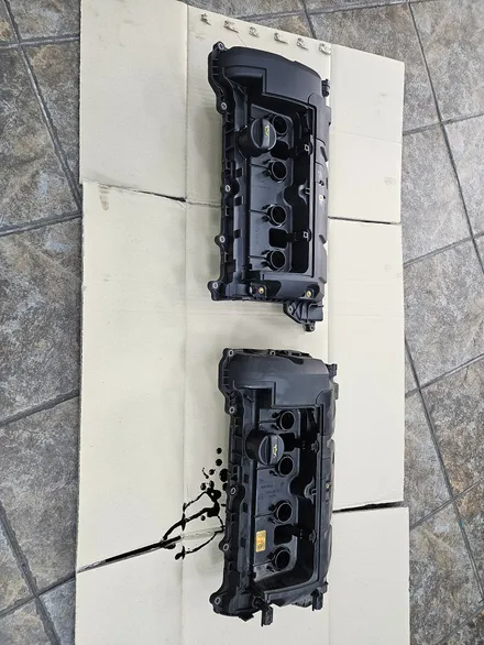 BMW 미니쿠퍼 2세대 R56 엔진오일 누유로 인한 헤드커버 앗세이 교환과 각종 소모품을 교환하여 차량에 컨디션을 회복시켜 드렸습니다.~~~^^ / 서울 도봉구