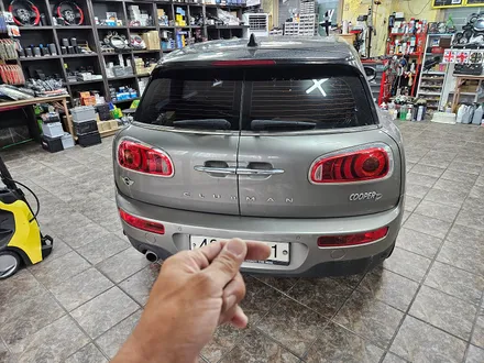 BMW 미니쿠퍼 F54 클럽맨 수명이 다한메인 배터리를 교환하여 차량에 컨디션을 회복시켜 드렸습니다.~~~~~^^ / 서울 도봉구