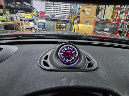 BMW 미니쿠퍼 F54 JCW 클럽맨 가져오신 센터게이지를 장착하여 드리고 F56 트렁크 누수현상을 모두 잡아드렸습니다.~~~^^ / 서울 도봉구