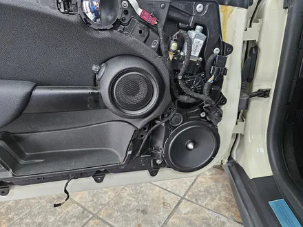 BMW 미니쿠퍼 R56 가져오신 포칼스피커 장착으로 오디오 사운드를 업그레이드 해드렸습니다.~~~^^ / 서울 도봉구