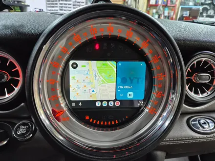 BMW 미니쿠퍼 R57 컨버터블 기존 고장난 내비를 제거하고 편리한 안드로이드 오토 장착으로 불편함을 해소하여 드렸습니다.~~~^^ / 서울 도봉구