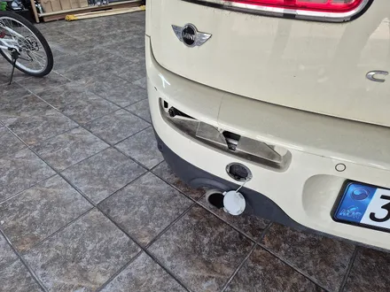 BMW 미니쿠퍼 F54 클럽맨들 차량에 고질병 브레이크등 결함 경고등수리로 스트레스에서 해방시켜드리고 고뱃지 테일램프도 모두 교환하여 드렸습니다.~~~^^ / 서울 도봉구