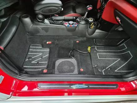 BMW 미니쿠퍼 F56 JCW 고장난 순정열선시트 기능을 모두 살려드려 올겨울 뜨시게 엉따 등따 지지실수 있습니다.~~~^^ / 서울 도봉구