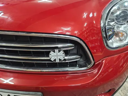 BMW 미니쿠퍼 R60 컨트리맨 고장난 블랙박스 교환과 도어라이트 장착 손상된 기어봉순정으로 모두 교환하여 차량에 컨디션을 회복시켜 드렸습니다.~~~~^^ / 서울 도봉구