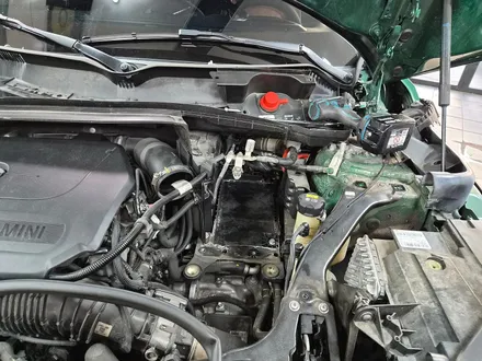 BMW 미니쿠퍼 F60 컨트리맨 순간적으로 사망한 순정 메인배터리를 AGM 배터리로 교환하여 차량에 전력시스템 컨디션을 회복시켜 드렸습니다.~~~^^ / 서울 도봉구