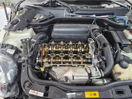 BMW 미니쿠퍼 R55 클럽맨 엔진오일 누유현상을 헤드커버 교환으로 잡아드렸습니다.~~~^^ / 서울 도봉구