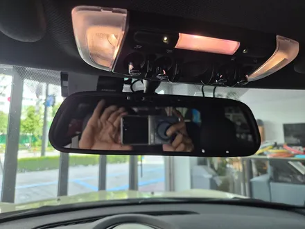 BMW 미니쿠퍼 F56 편리한 룸미러 후방카메라 장착과 함께 가져오신 블랙박스 및 미니전용 거치대를 장착하여 편리함을 더해드렸습니다.~~~^^ / 서울 도봉구