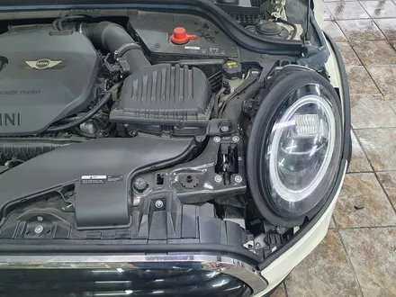 BMW 미니쿠퍼 3.5 세대 F56 사망한 순정클락션을 신품으로 교체하여 답답한 스트레스를 해방시켜 드렸습니다.~~~^^ / 서울 도봉구