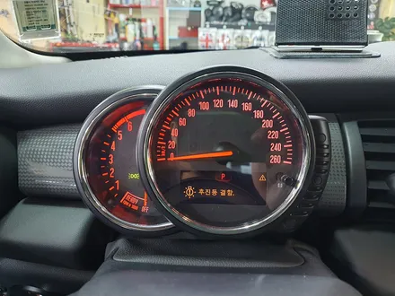 BMW 미니쿠퍼 3세대 F56 브레이크등 결함 테일램프 전체 먹통현상을 말끔히 수리하여 스트레스에서 해방시켜 드렸습니다.~~~^^ / 서울 도봉구