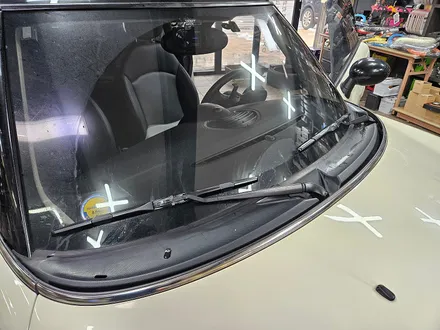 BMW 미니쿠퍼 2세대 R56 고질병 브레이크등 경고등수리와 함께 편리한 블루투스 리시버 장착 수명이 다한와이퍼도 모두 교체하여 드렸습니다.~~~^^ / 서울 도봉구