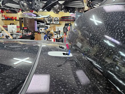 BMW 미니쿠퍼 F55 세차시 문제되는 루프 안테나를 순정정품 LED 샤크안테나로 교환하여 드렸습니다.~~~~~~^^ / 서울 도봉구