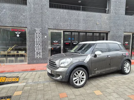 BMW 미니쿠퍼 R60 컨트리맨 연료펌프 릴레이 이상 CAS모듈 시동불능 다른 카센터 공업사에서 원인을 못찾아 견인된 시동불능현상을 모두 해결하여 차량을 정상적으로 살려드렸습니다. / 서울 도봉구