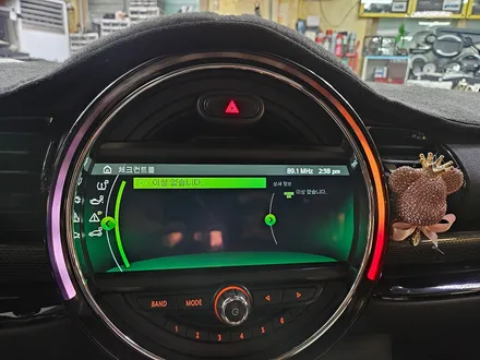 BMW 미니쿠퍼 F54 클럽맨 고질병 브레이크등 결함 경고등을 말끔히 수리하여 스트레스에서 해방시켜 드렸습니다.~~~^^ / 서울 도봉구