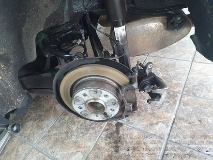 BMW 미니쿠퍼 3세대 F56 소모품 브레이크 패드를 성능좋은 브렘보 브레이크 패드로 교환하여 차량에 컨디션을 회복시켜 드렸습니다.~~~^^ / 서울 도봉구
