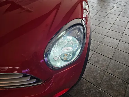 BMW 미니쿠퍼 R60 컨트리맨 수명이 다한 리모컨 배터리 교환과 함께 수신거리연장 LED라이트 소모품 디스크와 패드 AGM 배터리 엔진오일등 차량에 컨디션을 회복시켜 드렸습니다. / 서울 도봉구