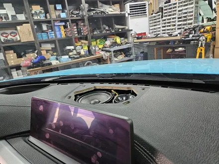 BMW 3시리즈 가져오신 하만카돈 스피커 교환으로 순정오디오 사운드를 업그레이드 해드렸습니다.~~~^^ / 서울 도봉구