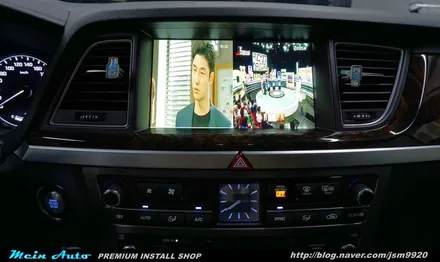제네시스 DH 아틀란 3D 네비게이션과 스마트폰 미러링 장착 / 경남 창원
