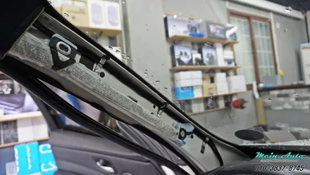 창원 수입차 블랙박스 장착 BMW 320d(E90)에 풀 HD 블랙박스 파인뷰 LX1000 장착 / 경남 창원