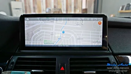 BMW X5(E70) 10.25인치 안드로이드 올인원 내비게이션, 순정형 후방카메라 시공 / 경남 창원