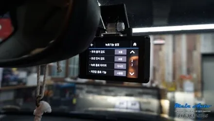 BMW X1(F48) 고장난 순정 블랙박스 제거 아이나비 Z9500 설치 / 경남 창원