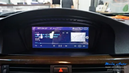BMW 320i(E90) 아틀란 터치 네비, 순정형 후방카메라, 아이나비 Z5000 Plus / 경남 창원