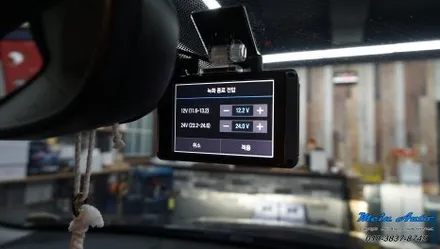 BMW X1(F48) 고장난 순정 블랙박스 제거 아이나비 Z9500 설치 / 경남 창원