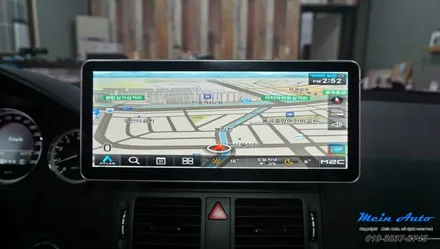벤츠 C200(W204) 12.3인치 모니터 & M2C-200A / 경남 창원