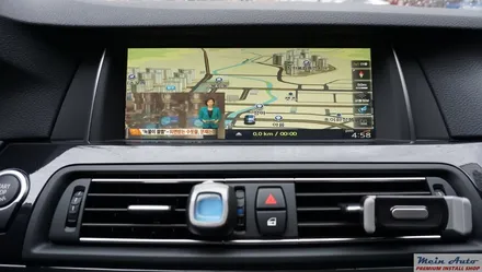 BMW 520d 아틀란 3D 네비게이션 매립과              순정 HUD 연동 / 경남 창원