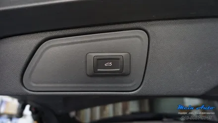푸조 3008 SUV 전동트렁크 3년 또는 100,000Km 무상 보증되는 스마트 테일게이트 와 모션 풋센서 장착 / 경남 창원