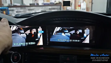 BMW 320i(E90) 아틀란 터치 네비, 순정형 후방카메라, 아이나비 Z5000 Plus / 경남 창원
