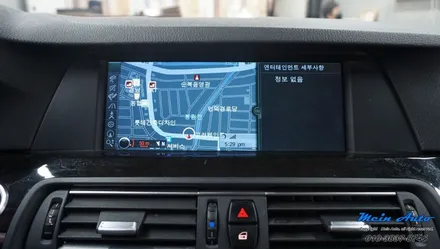 BMW 5시리즈(F10) 528i 아이나비 Z5000Plus 블랙박스, 풀 스크린 고화질 애플 카플레이 모듈 설치 / 경남 창원