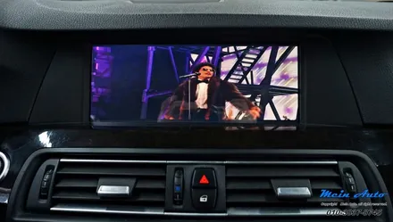 BMW 5시리즈(F10) 528i 안드로이드 셋탑 M2C-200A 카블릿 + 순정 HUD 연동 / 경남 창원