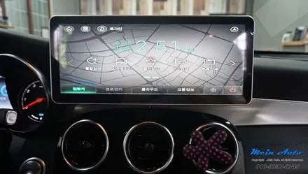 2019년 벤츠 GLC클래스(X253) 국산 12.3인치 모니터와 안드로이드 네비게이션 M2C-200A 셋탑 / 경남 창원