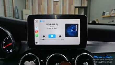 벤츠 C클래스(W205) 티맵, 카카오 내비, 네이버 지도 사용을 위한 애플 카플레이 & 안드로이드 오토 설치