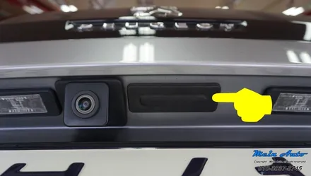 푸조 3008 SUV 안전하고 편리한 트렁크 개폐를 위한 스마트 테일게이트 전동트렁크와 모션 풋센서 장착 / 경남 창원