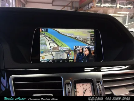 벤츠 E클래스(W212) 네비게이션은 아틀란 3D 터치 매립으로 해결하세요 / 경남 창원