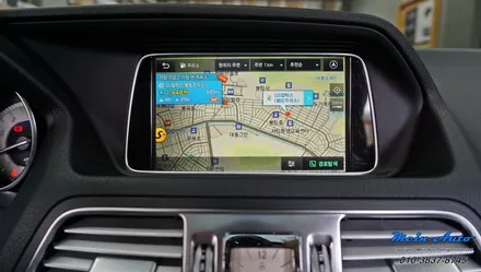 벤츠 E클래스 쿠페(C207) 스마트폰 미러링까지 되는 아틀란 V5 네비게이션 제이와이 커스텀 Z1 프리미엄 장착 / 경남 창원