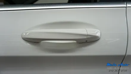 벤츠 C클래스(W205) 편리하게 문을 잠그고 열 수 있는 키레스고(Keyless Go) / 경남 창원